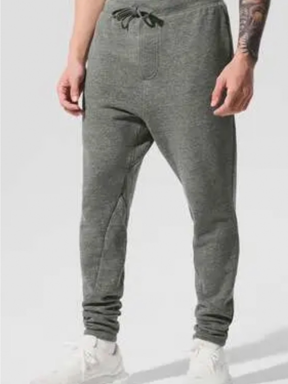 Alo Triumph Men's Tapered Grey Drawstring Jogger Pants